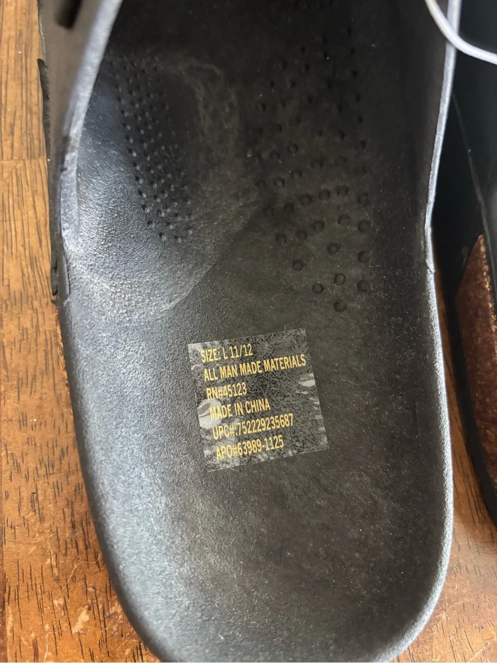 Mission Ridge Men’s Black Double-Buckle Slide Sandals Size 11.5